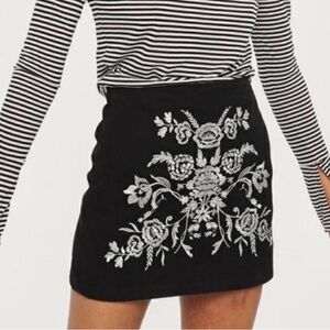 Topshop black embroidered skirt size 10